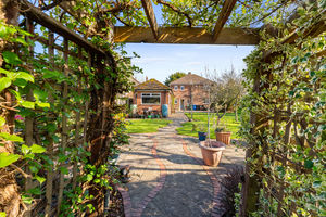 Photo 61- click for photo gallery